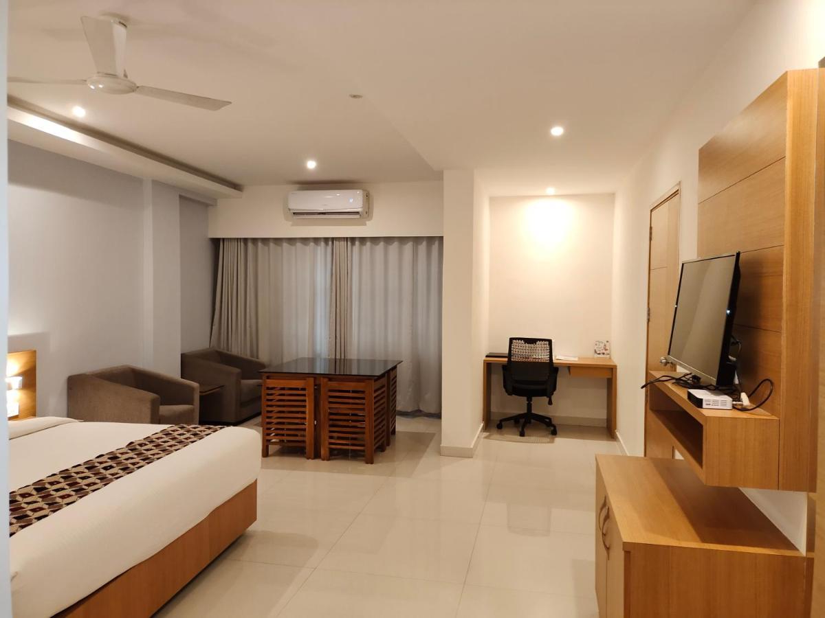 Hotel Indriya Wayanad Kalpetta Esterno foto