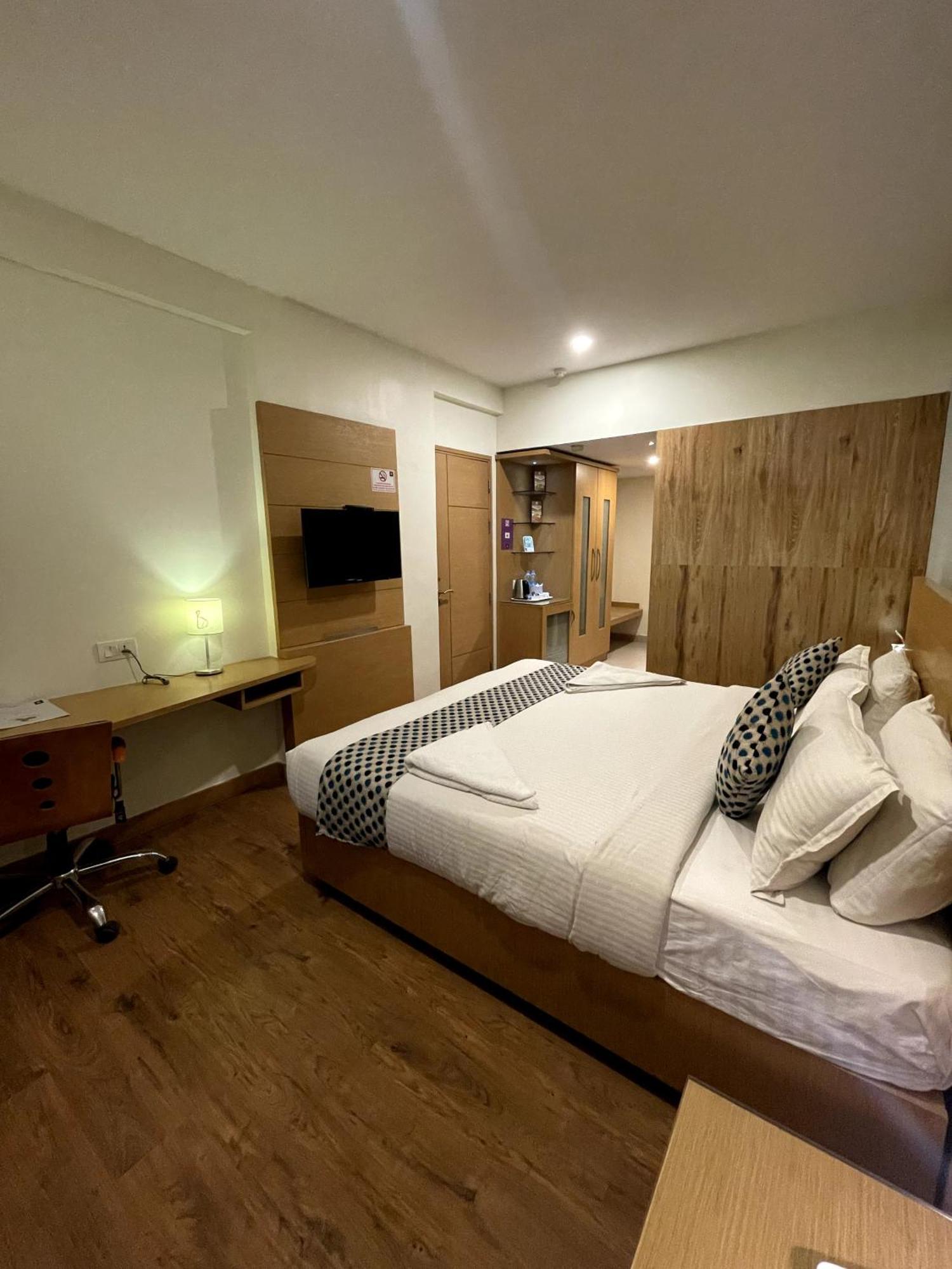 Hotel Indriya Wayanad Kalpetta Esterno foto