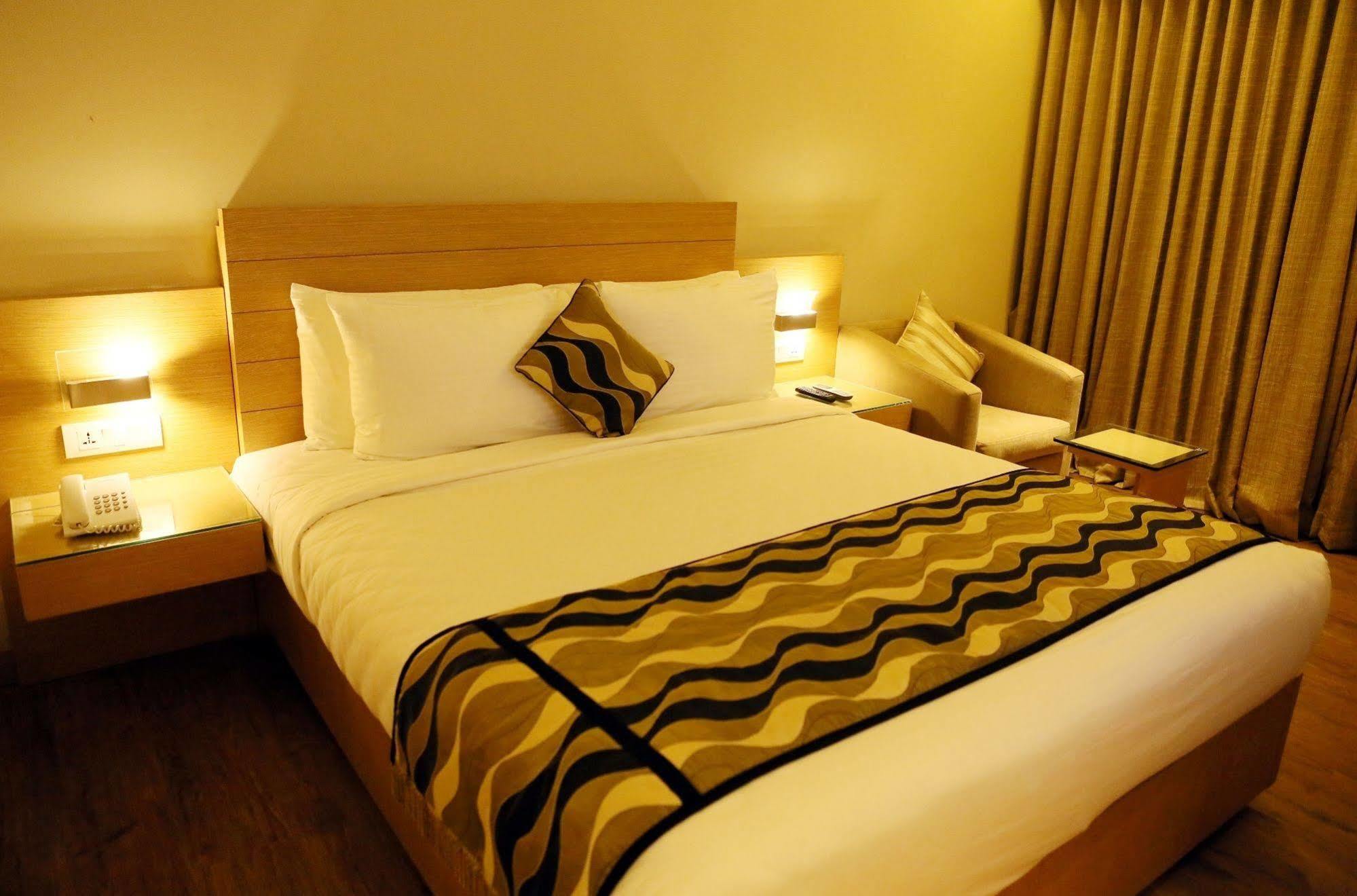 Hotel Indriya Wayanad Kalpetta Esterno foto