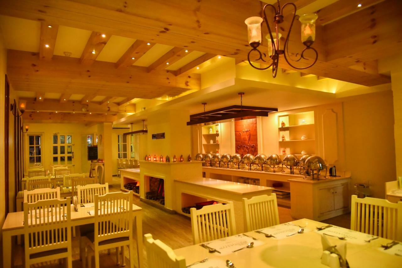 Hotel Indriya Wayanad Kalpetta Esterno foto